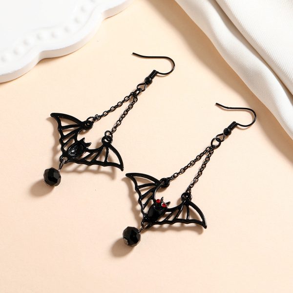 Wholesale Creative Exaggerated Halloween Retro All-match Gothic Black Bat Earrings Online now