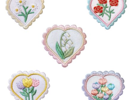 Wholesale DIY Embroidery Cloth Love Patch Fashion Flower Hat Clothes Patch Supply