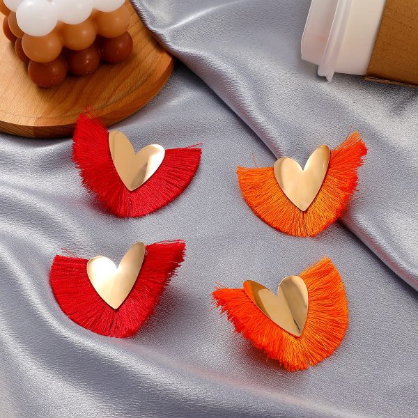 Wholesale Bohemian Exaggerated Scalloped Tassel Vintage Love Earrings Supply