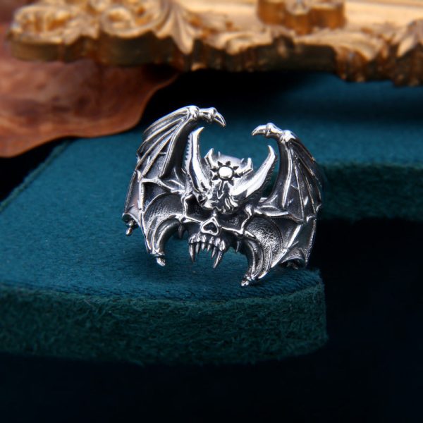 Wholesale Vintage Skull Bat Ring Cheap