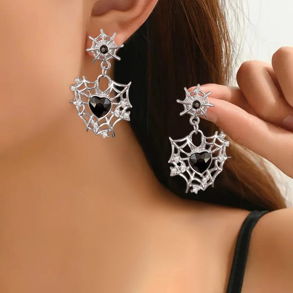 Wholesale Halloween Sweet Cool Dark Love Spider Web Earrings Fashion