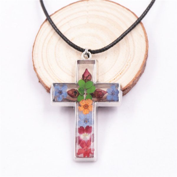 Wholesale 6pcs Natural Stone Rose Dried Flower Resin Cross Fashion Necklace Supply