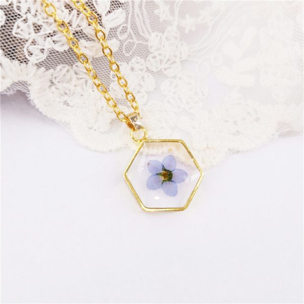 Wholesale 6pcs Natural Real Flower Specimen Resin Necklace For Sale