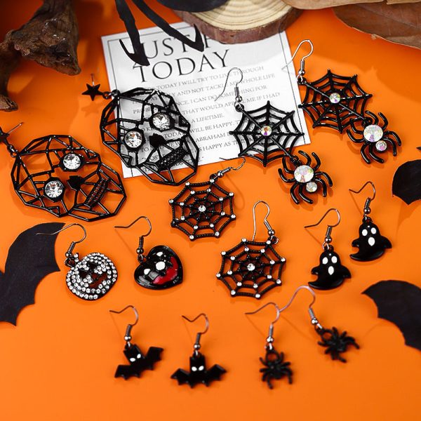 Wholesale Halloween Creative Funny Dark Ghost Bat Spider Skull Earrings Online now