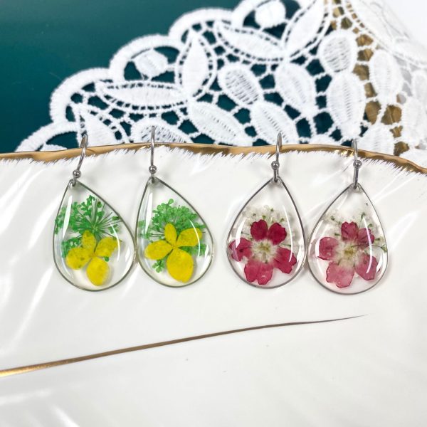 Wholesale 6pcs Natural Fashion Resin Water Drop Dried Flower Earrings Fashion