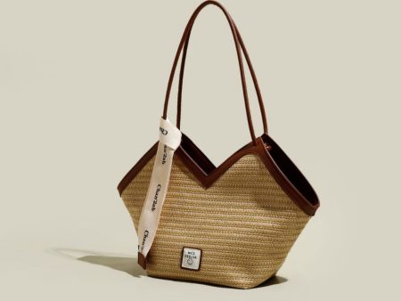 Wholesale Woven Straw Large Capacity Shoulder Bag Online