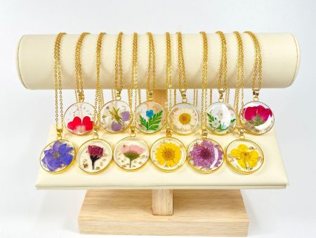 Wholesale 6pcs Resin Creative Birthday Month Dried Flower Necklace Hot on Sale