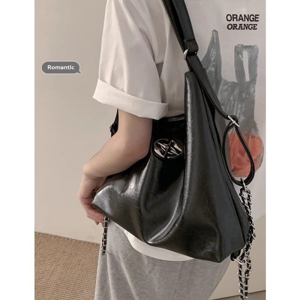 Wholesale Backpack Fashion Chain Bucket Bag Student Class Large Capacity Shoulder Tote Bag on Sale