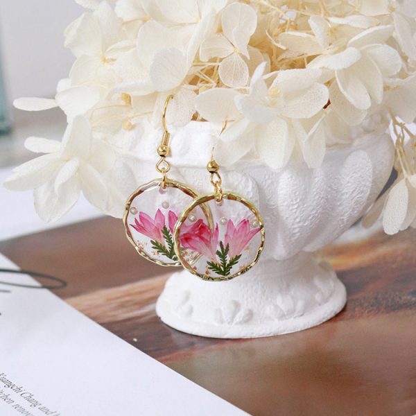 Wholesale 6pcs Resin Dried Flower Irregular Round Gold Earrings Fashion