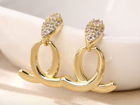 Wholesale French Exquisite Simple Elegant Earrings Online now