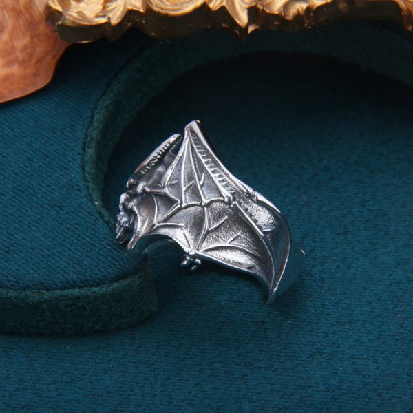 Wholesale Vintage Skull Bat Ring Cheap