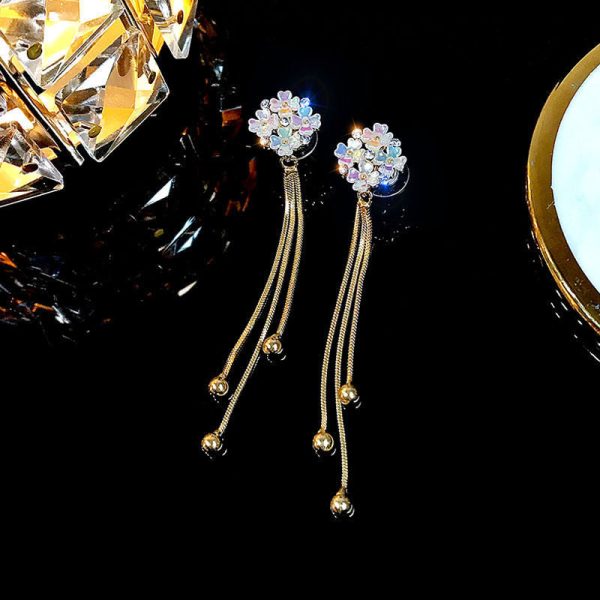 Wholesale Flower Temperament Tassel Silver Needle Diamond Earrings Online now