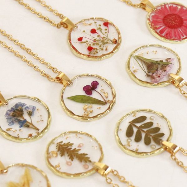 Wholesale 6pcs Irregular Round Flower Vintage Necklace For Discount