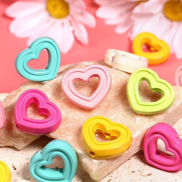 Wholesale 100pcs Acrylic Colorful Hollow Heart Jewelry Accessories Beads For Cheap