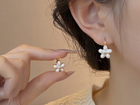 Wholesale Double-sided Cat s Eye Flower Elegant Small Delicate Earrings Hot on Sale