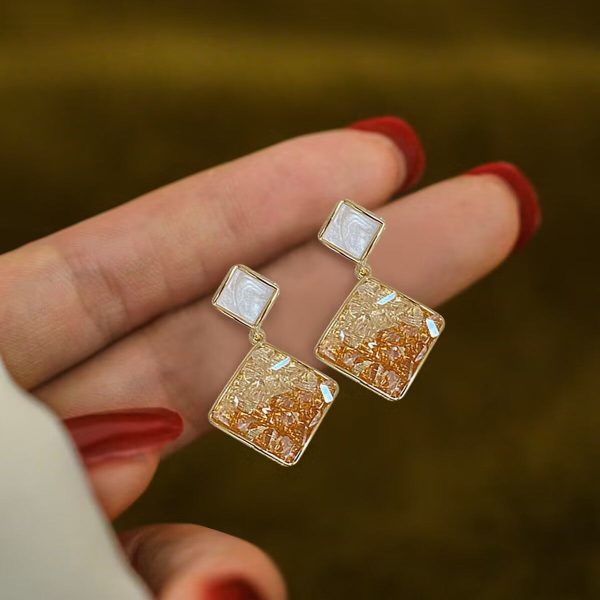 Wholesale Diamond Quicksand Gradient Color Non-pierced Ear Clip Earrings Cheap