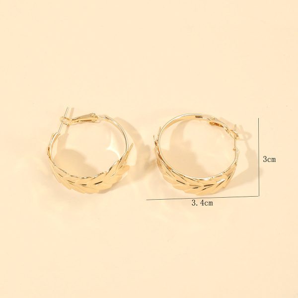 Wholesale Creative Exaggerated Metal Geometric Round Feather Hoop Earrings Online Sale