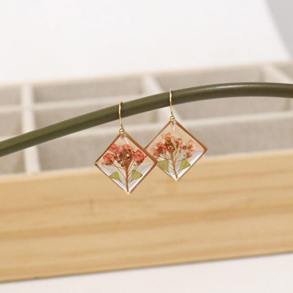 Wholesale 6pcs Real Flower Dried Flower Drop Glue Earrings Online Hot Sale