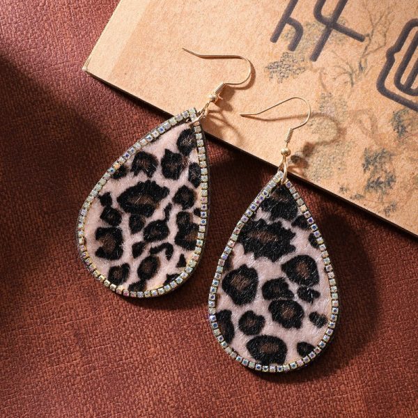 Wholesale Leopard Print Rhinestone Embellished Heart Drop Earrings Supply