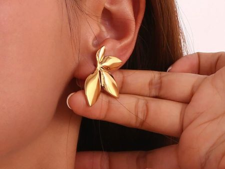 Wholesale Glossy Flower and Leaf Metal Stud Earrings Cheap