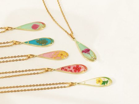 Wholesale 6pcs Resin Colored Dried Flower Pendant Water Drop Necklace For Sale