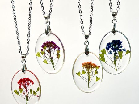 Wholesale 12pcs Fashion Oval Dried Flower Real Flower Resin Necklace Online Sale